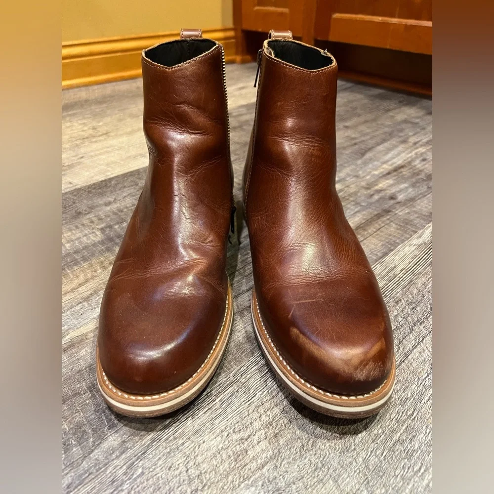 LIKE NEW! Helm Pablo tough leather boots size men’s 10.5